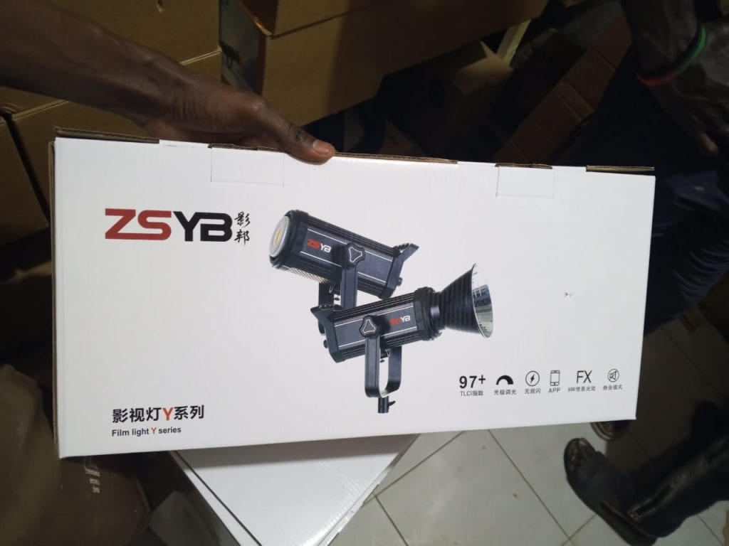 Projecteur LED📹 Prix: de